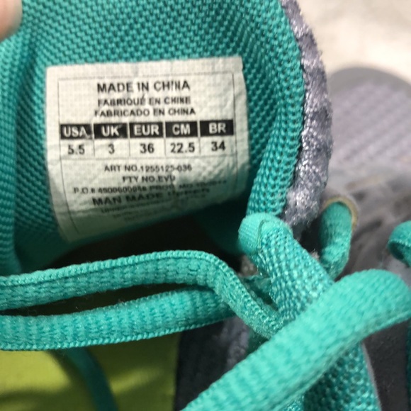 Under Armour Sneakers - Picture 5 of 6